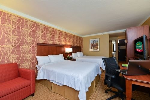 Hotel Courtyard By Marriott Laguardia Airport New York