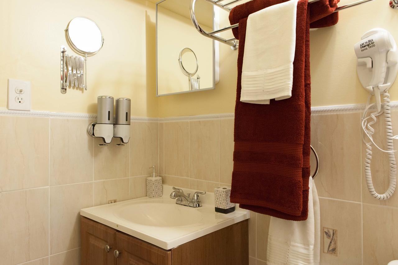 Studio, One And Two Bedroom Apartments - Bronx *