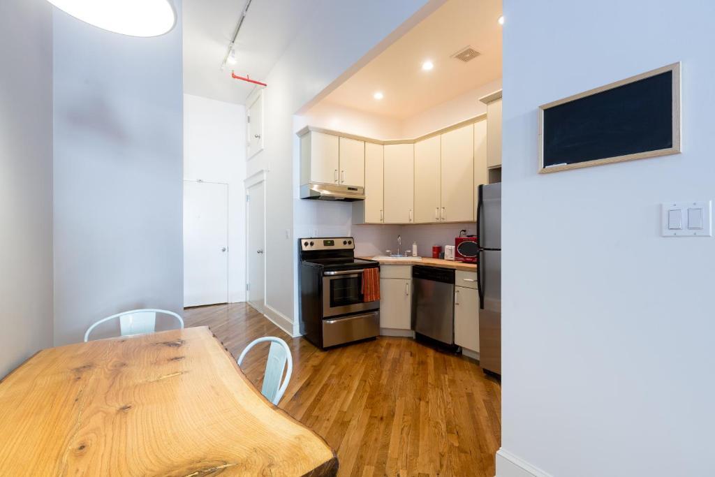 Habitat 101brooklyn Apartment