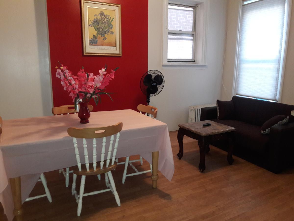Brooklyn Tourists Haven Apartment New York