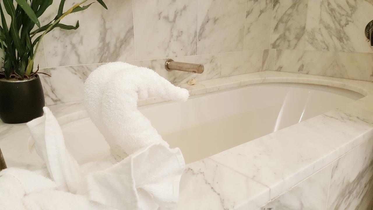 The Modern @ Rockefeller Apartment New York