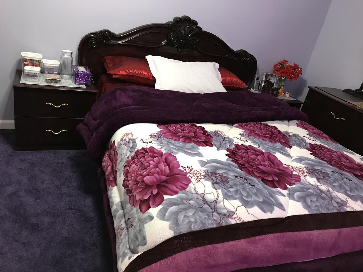 Poonam House Guest house *