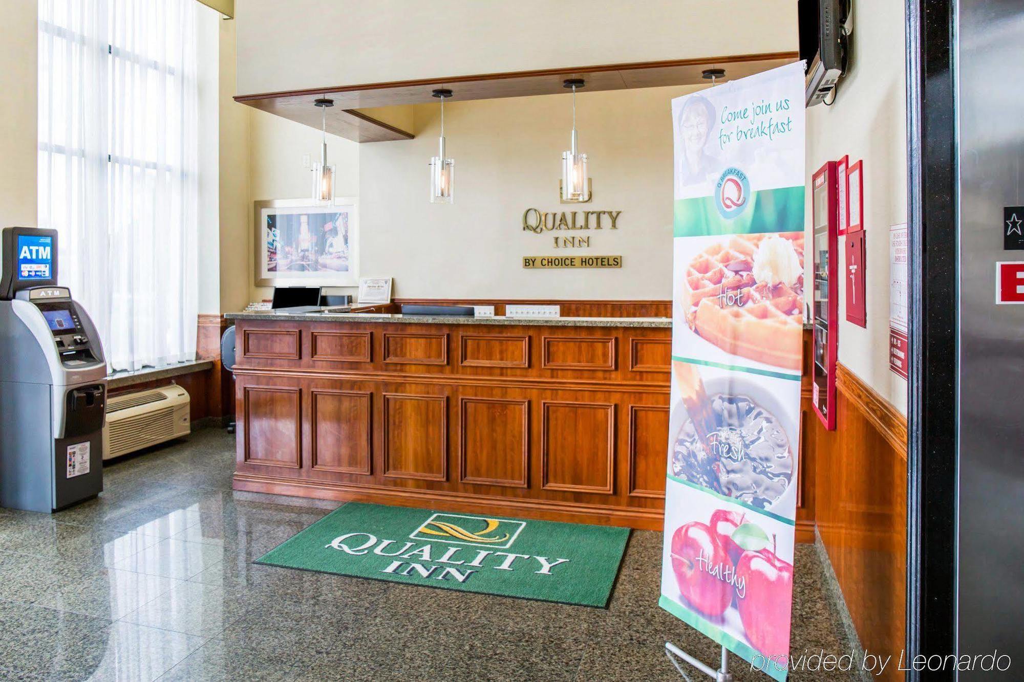 Hotel Quality Woodside Queens 3*