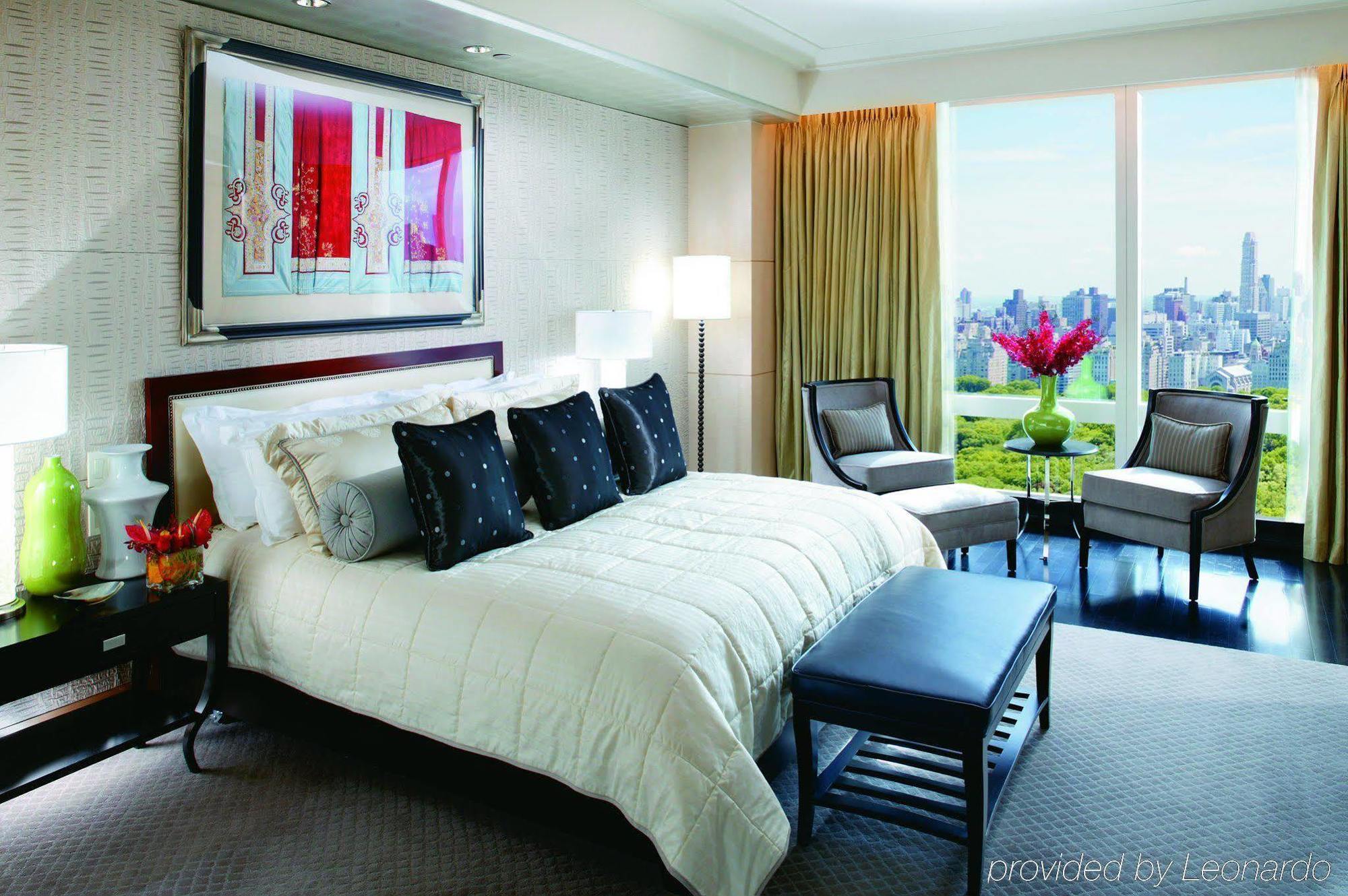 Mandarin Oriental, Hotel
