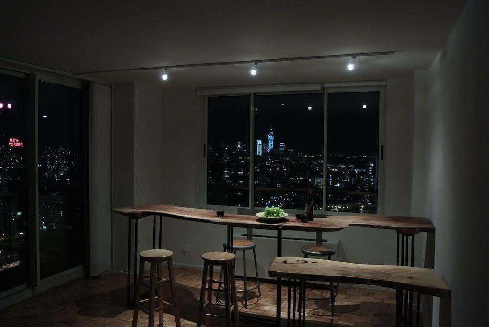 Hotel The Penthouse Organic & Modern In Times Square New York