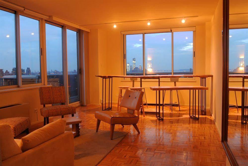 The Penthouse Organic & Modern In Times Square Hotel