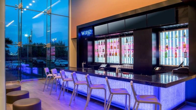 Hotel Aloft Laguardia Airport 3*