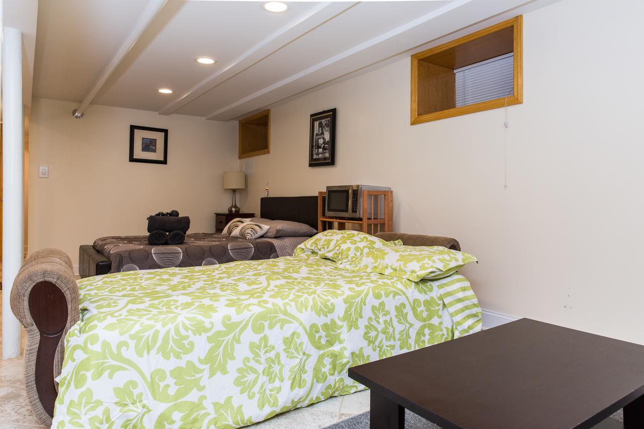Covo Basement Studio Apt *