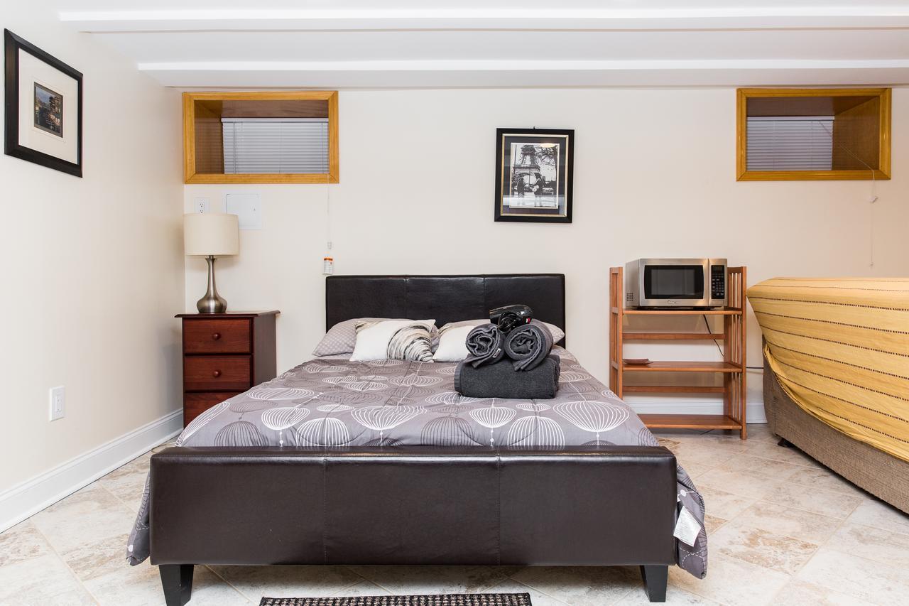 Covo Basement Studio Apt *