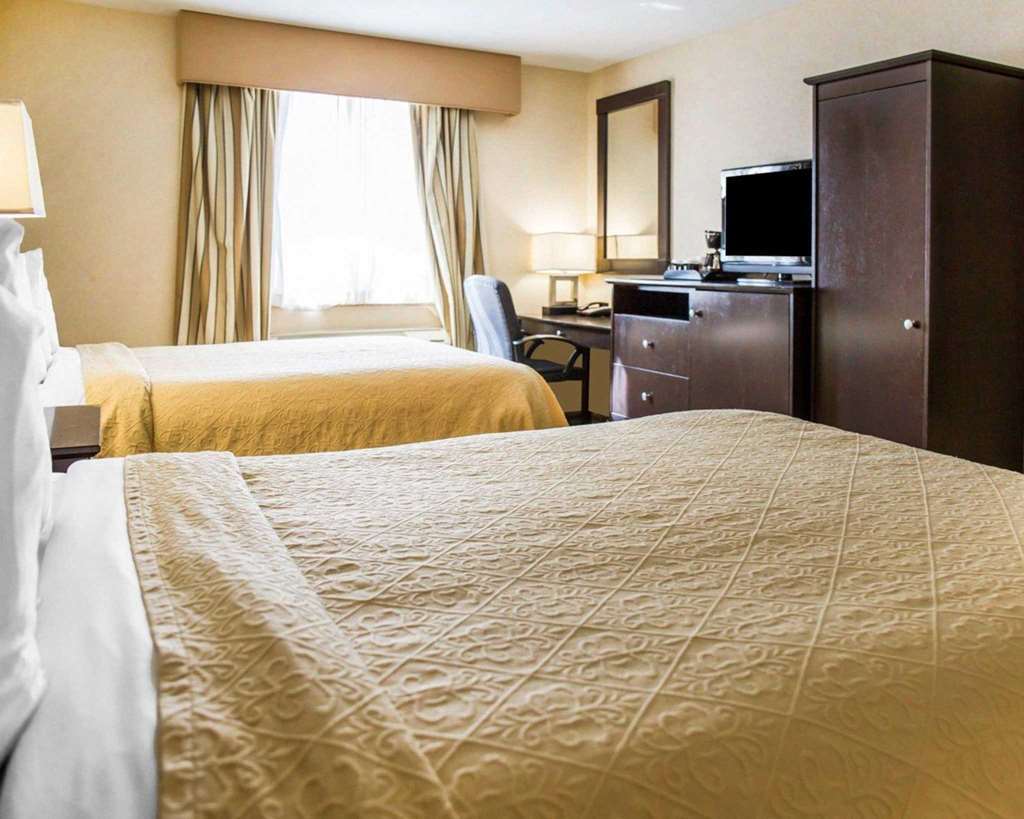 Hotel Quality Woodside Queens 3*