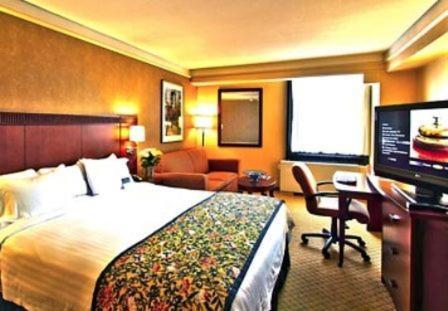 Courtyard By Marriott Laguardia Airport Hotel