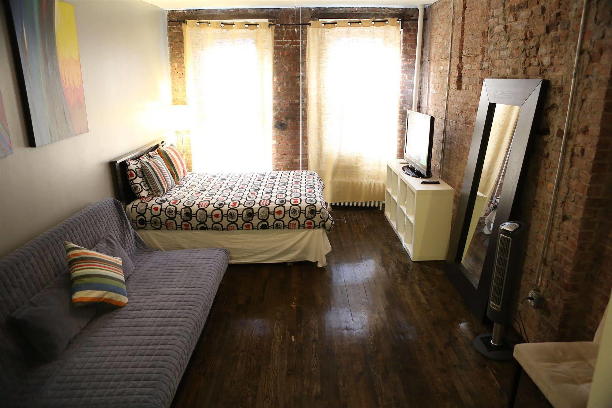 Metro Studio In Kipsbay New York
