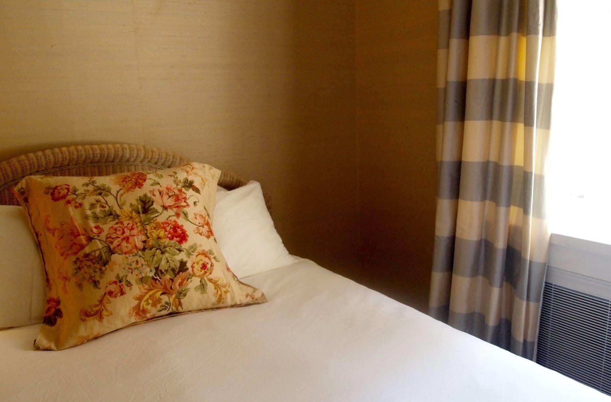 Hotel Herrick Guest Suites 74th Street