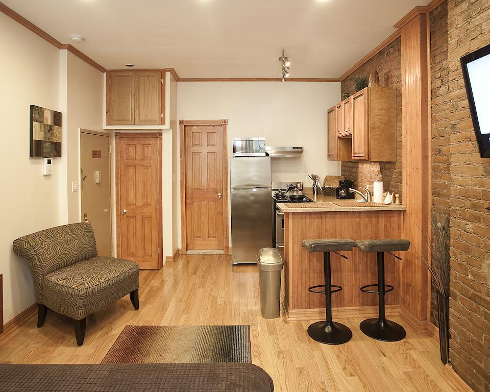Apartment Upper Yorkville Apartments