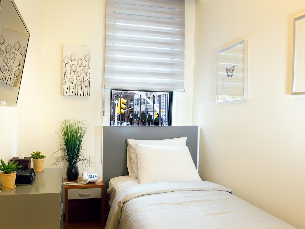 Midtown West Hotel
