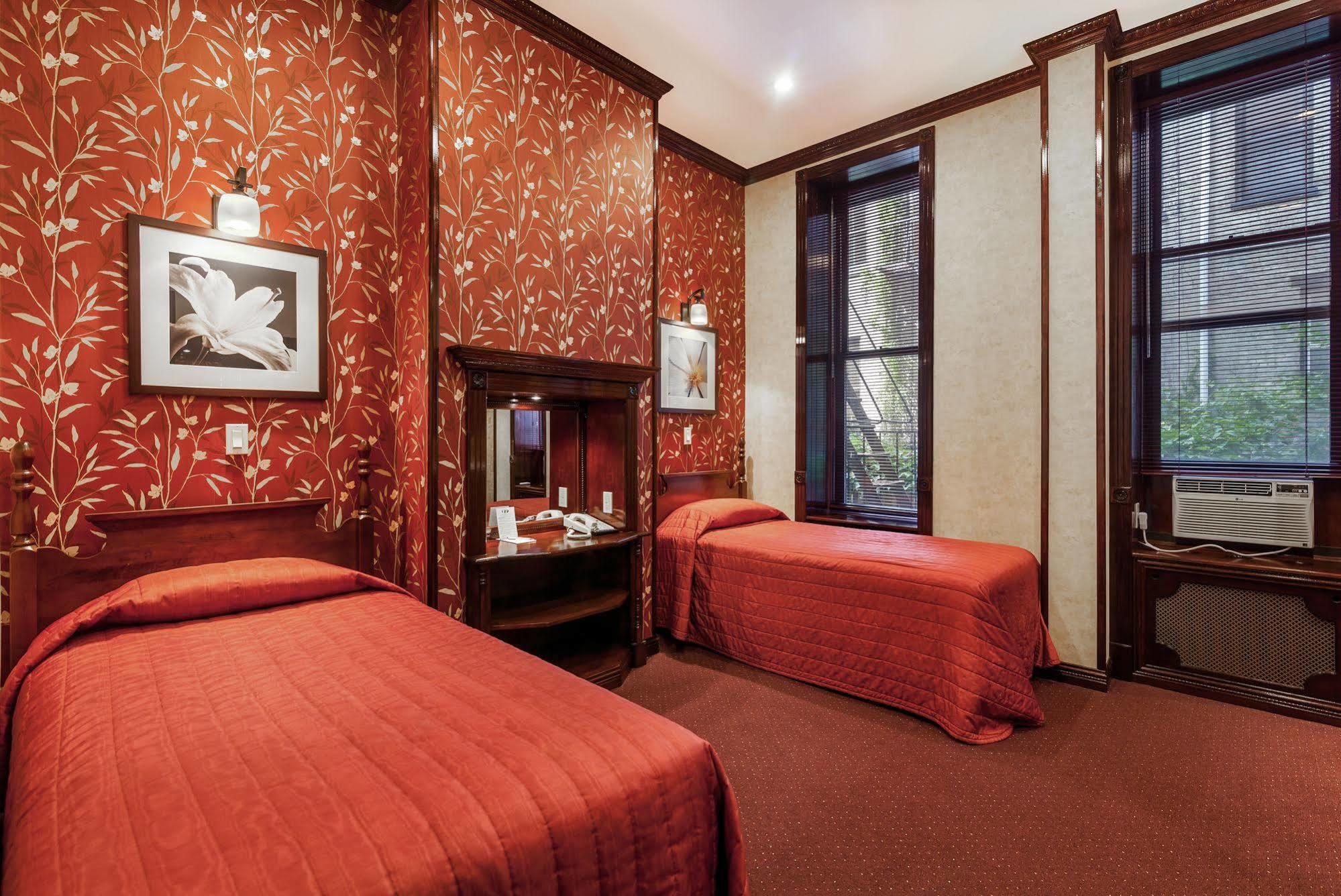 Hotel 17 2*