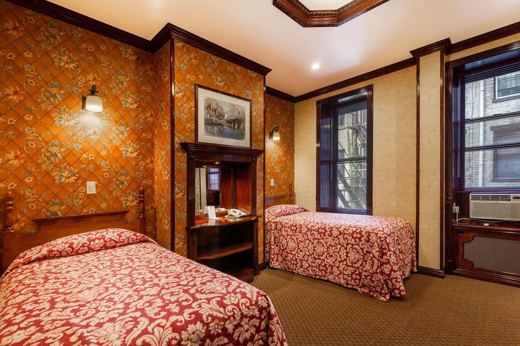 17 Hotel New York