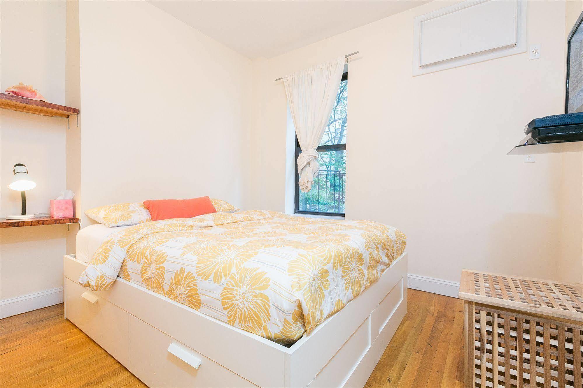 Classy And Cozy New York