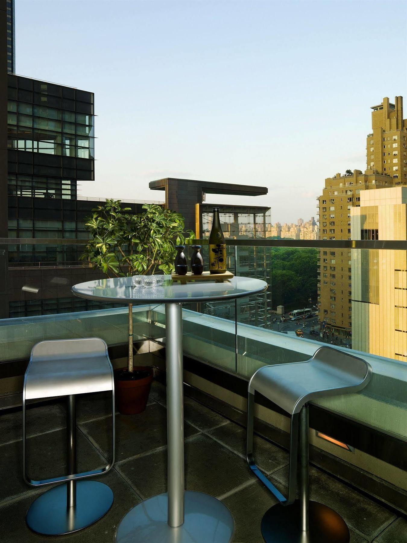 6 Columbus Park