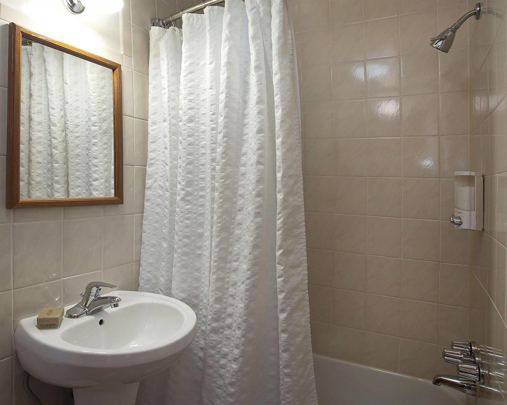 Apartment Upper Yorkville Apartments New York