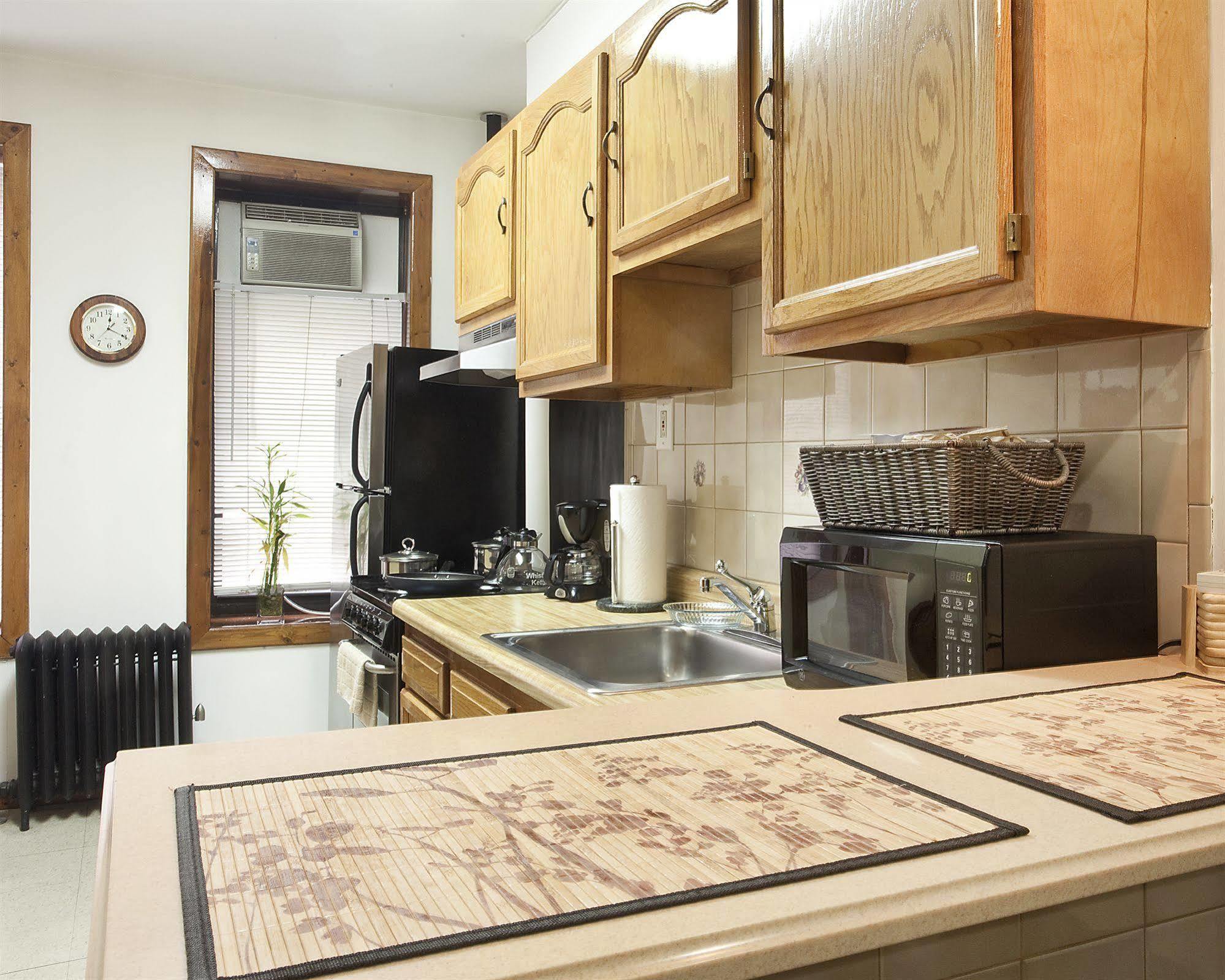 Upper Yorkville Apartments Apartment
