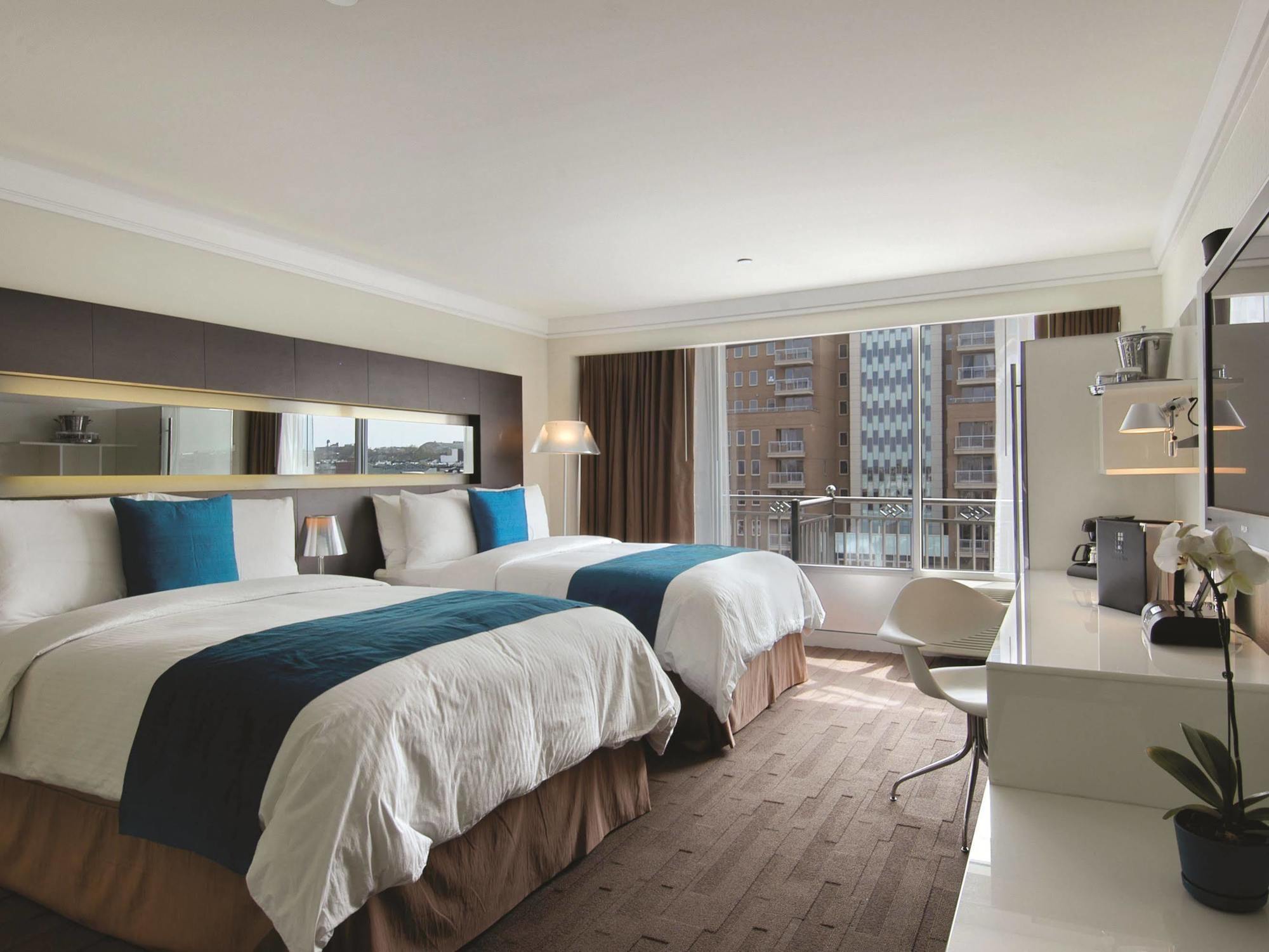 Le Bleu Hotel 3*