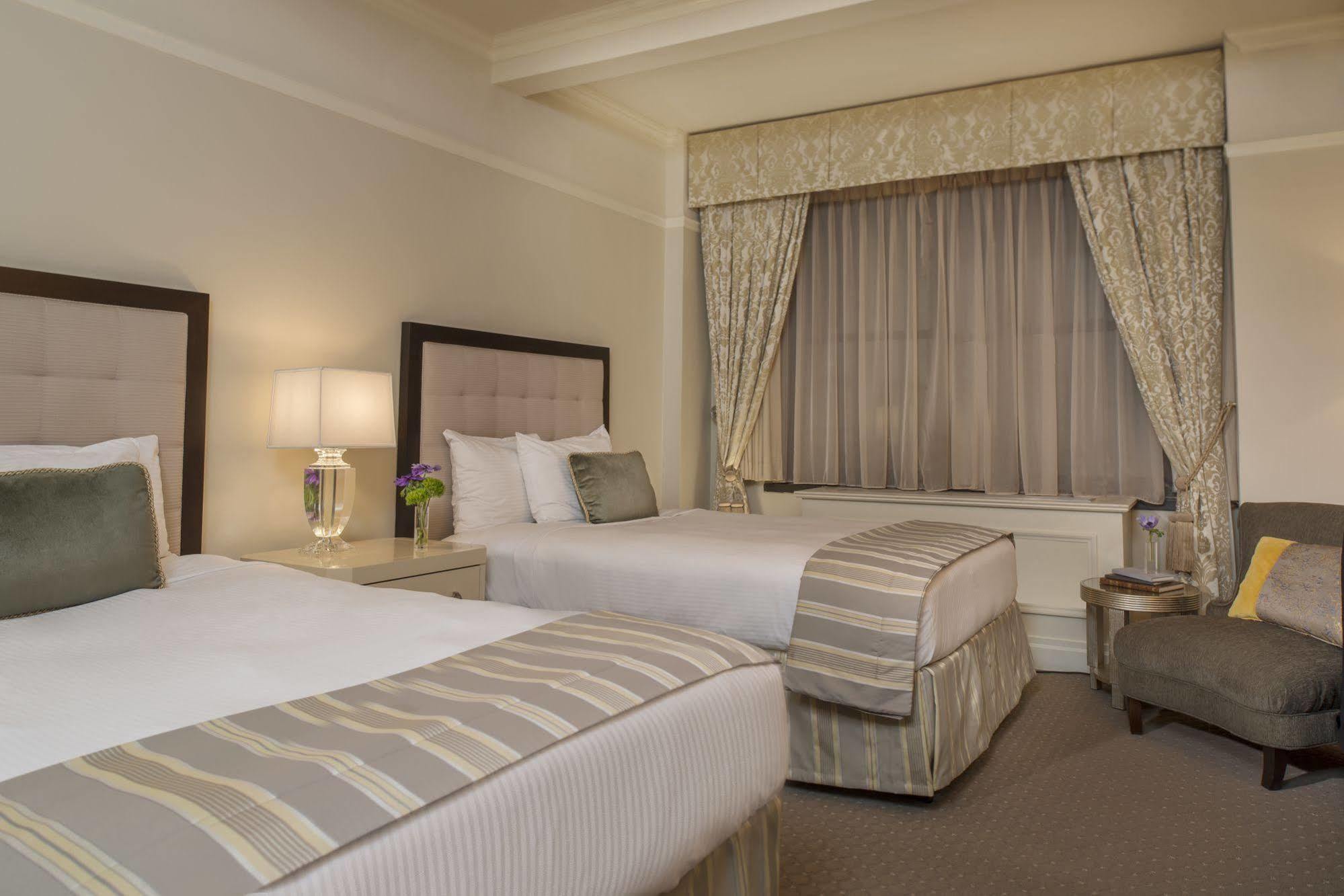 Hotel Warwick