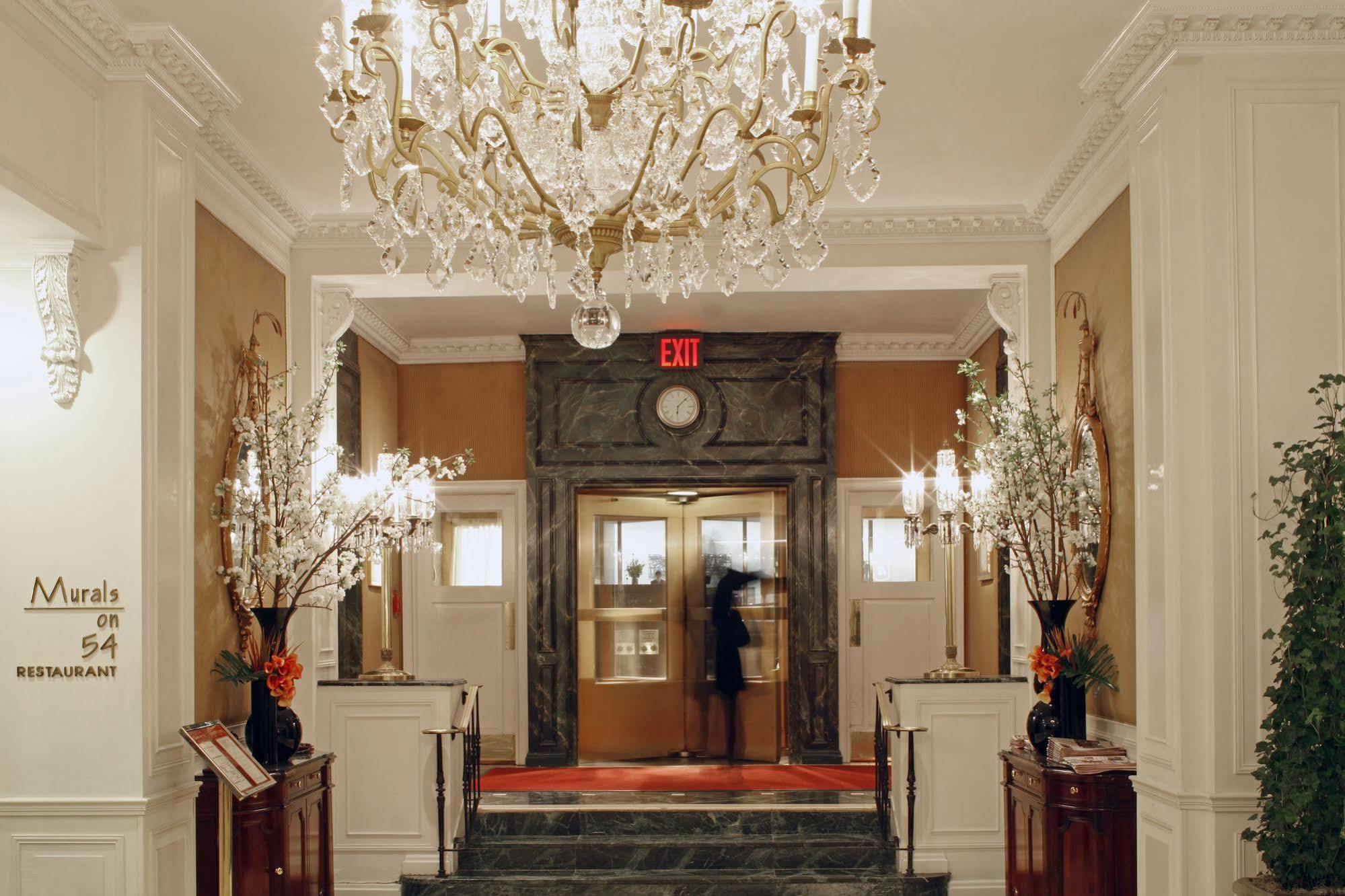 Warwick Hotel