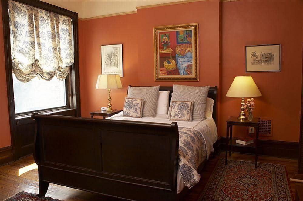 Candy Hill Harlem Bed & Breakfast New York