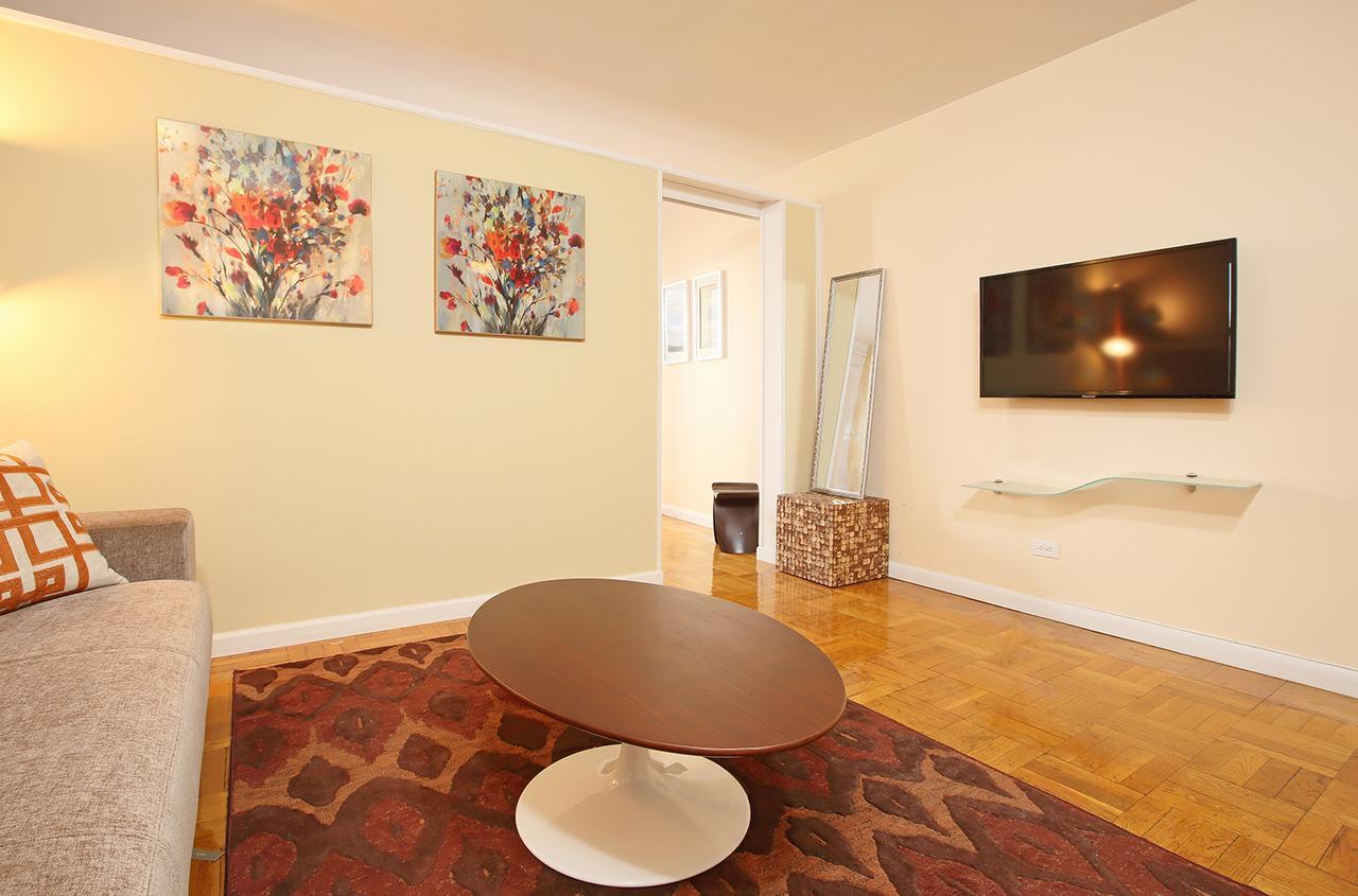 East 18th And Irving Place Apartment