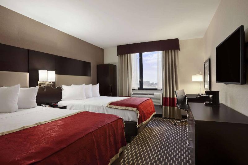 Wingate By Wyndham Jamaica Ny/ Airtrain Jfk Hotel New York