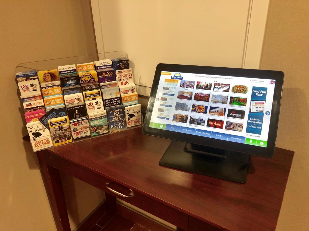 Hotel Days By Wyndham Brooklyn Borough Park 3*