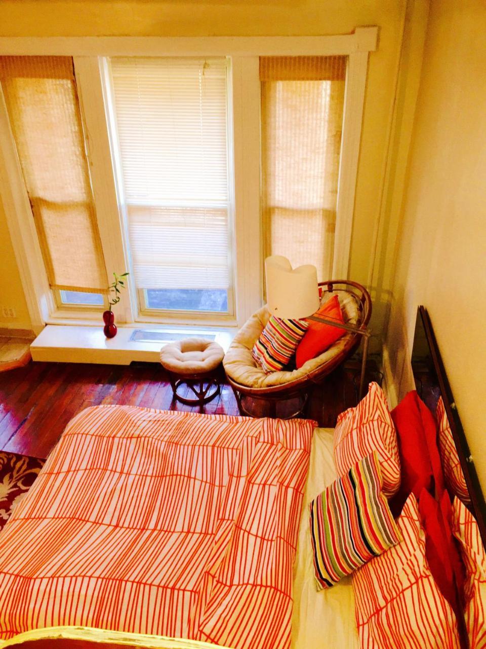 Brownstone Clark Historic Studio Apartment New York