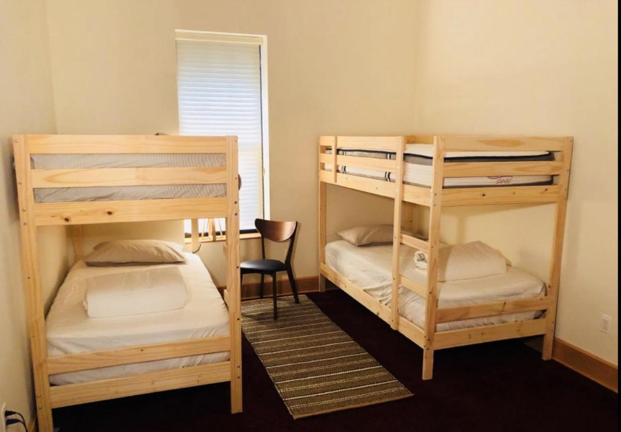 Hostel Midtown East For Woman