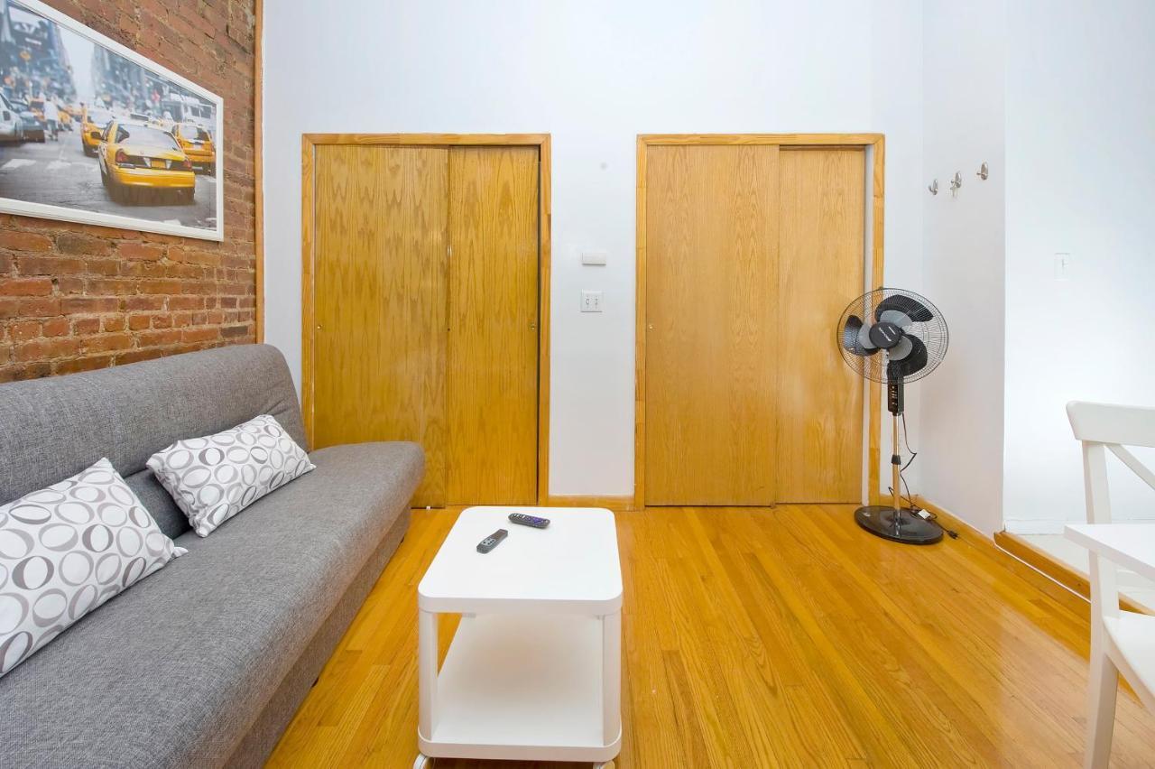 Yorkville Corporate Suites Apartment
