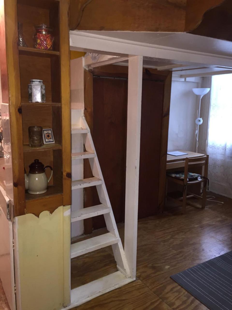 Brownstone Clark Historic Studio Apartment *