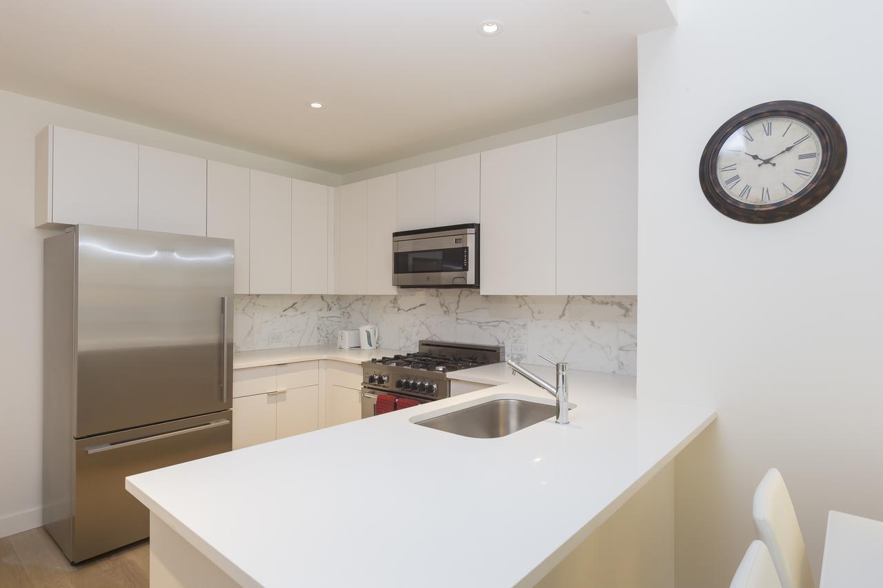 Times Square Luxury Suites