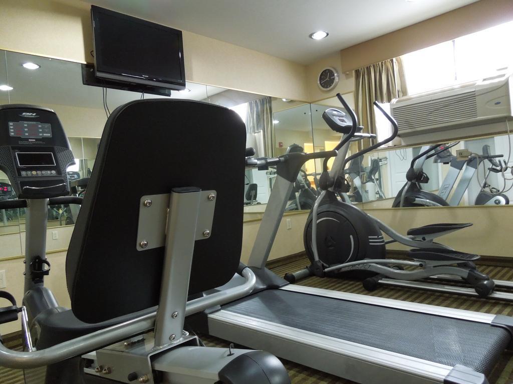 Hotel Quality Woodside Queens 3*