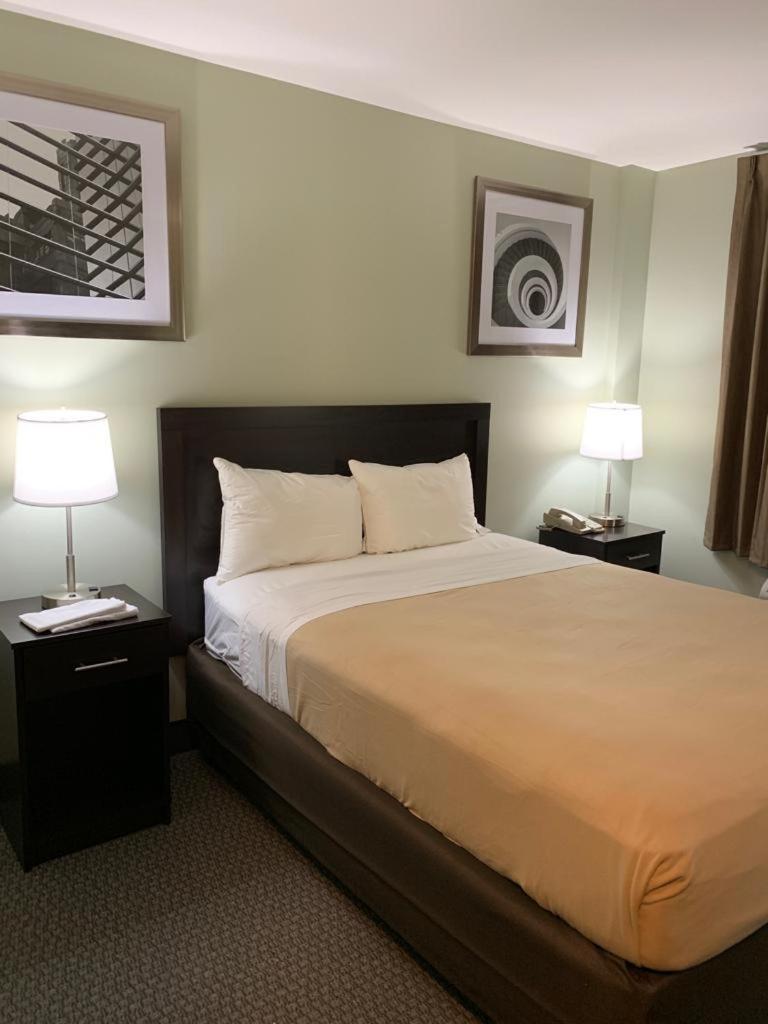 Quality Queens Hotel 2*