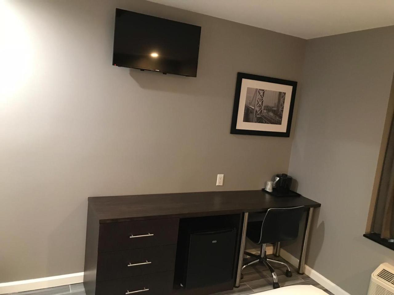 Gwb Hotel 4*