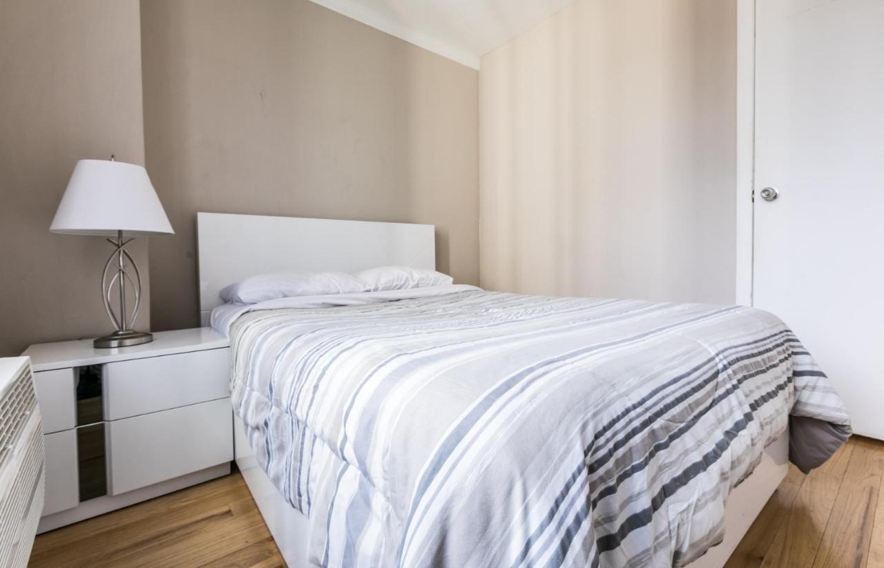 Apartment 3 Bedrooms With Private Balcony By Central Park *