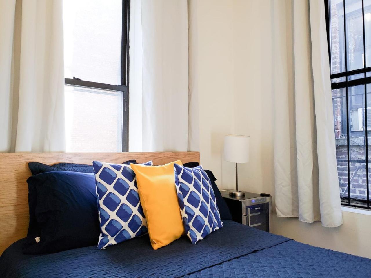 Apartment Steps To Times Square Broadway And Restaurants *