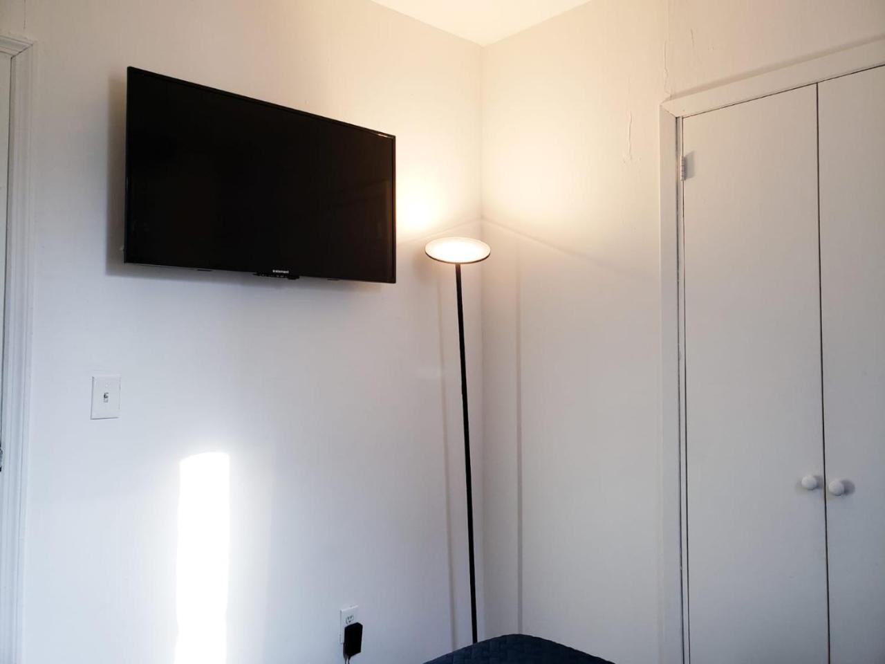 Steps To Times Square Broadway And Restaurants Apartment *