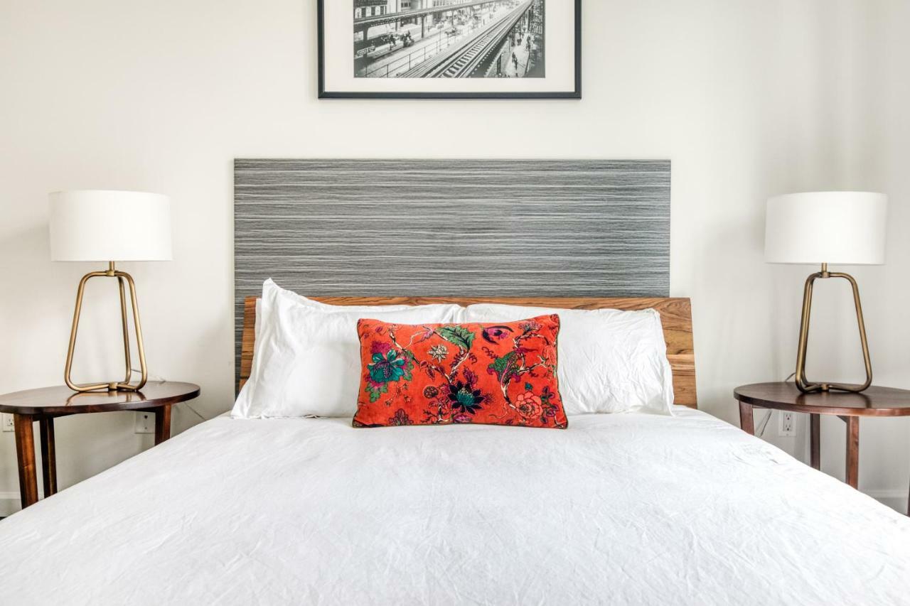 138 Bowery 4* New York