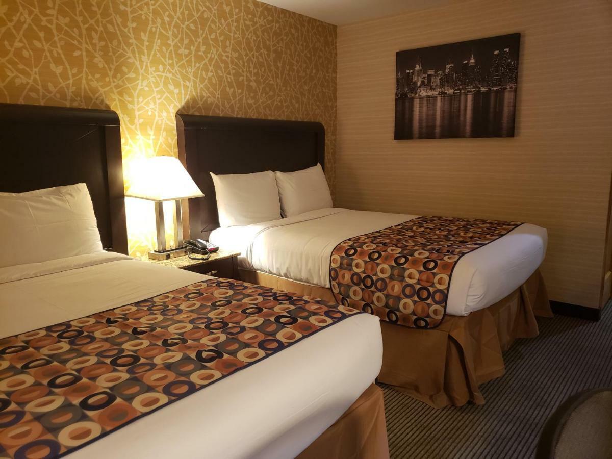 Hotel Elmhurst