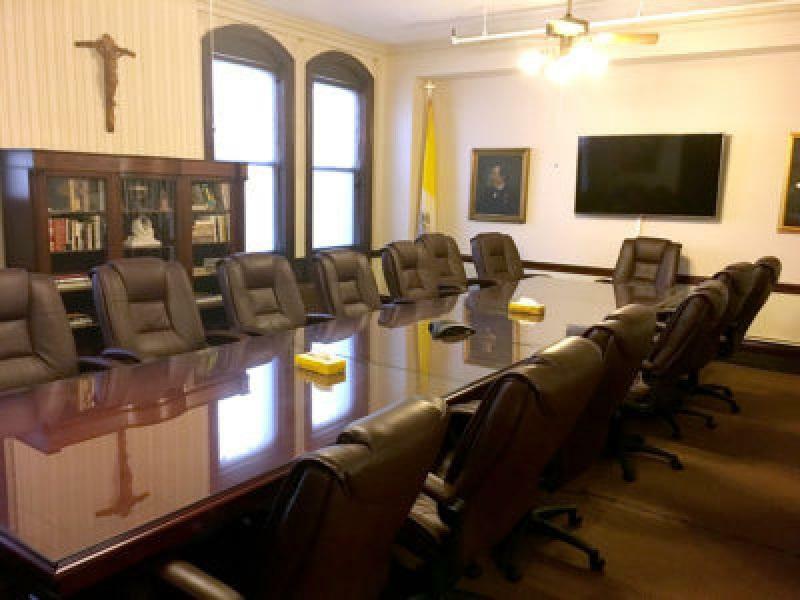 Leo House 3*