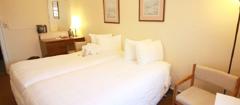 Hotel Leo House 3*