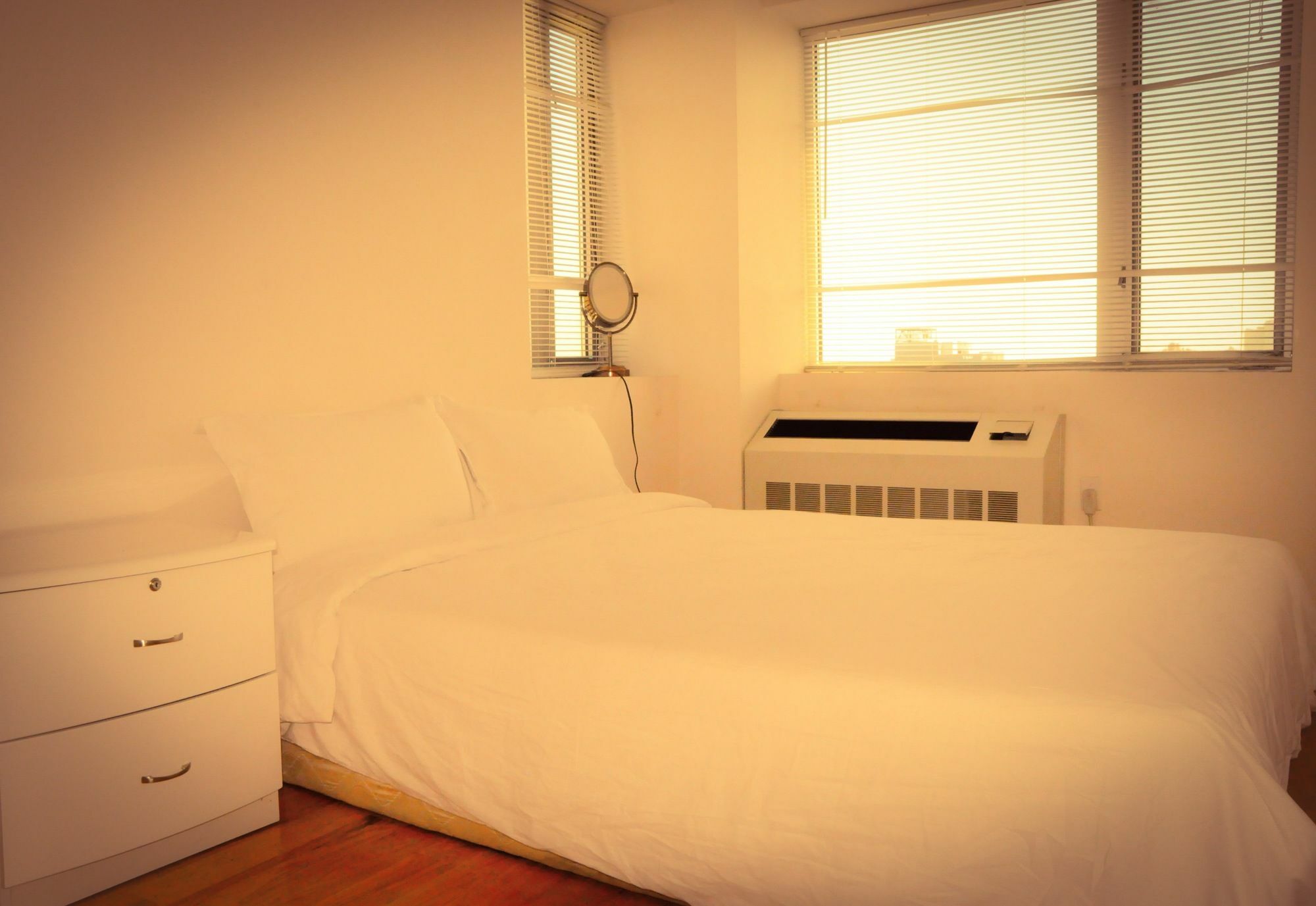 Anyi Guesthouse In Flushing