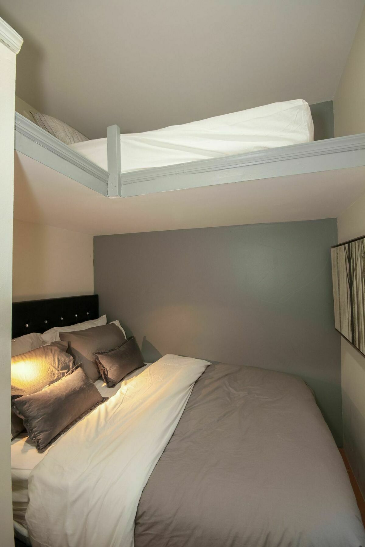 East Village 2 Bedroom Apartment
