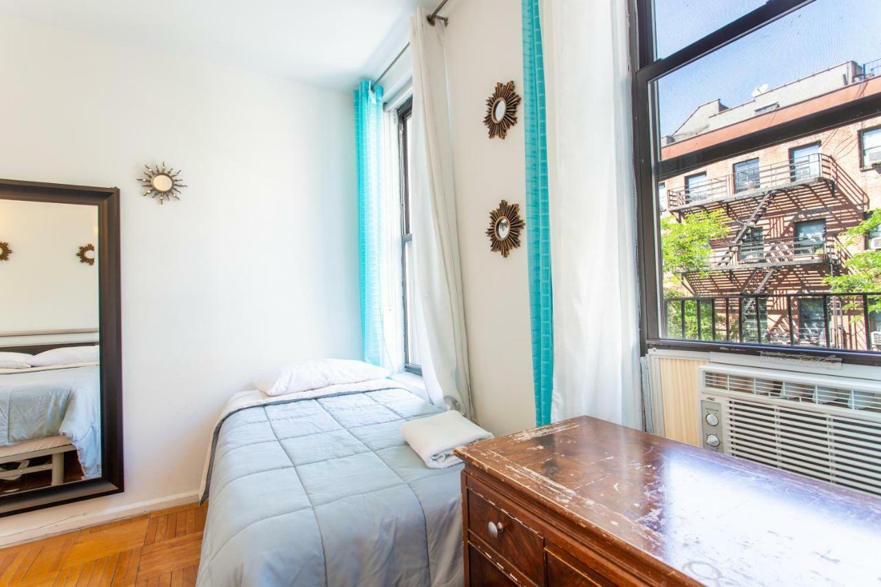 2 Bedroom Hell's Kitchen * New York